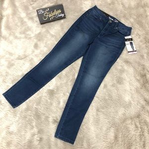 Seven7 Women’s Jeans skin fit High Rise Skinny